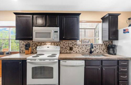 Cozy Timbers - Charming Condo for 6 with Resort-style Amenities - Foto 3