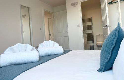 Stunning Penthouse in Penzance "Amazing Sea Views" - Photo 14