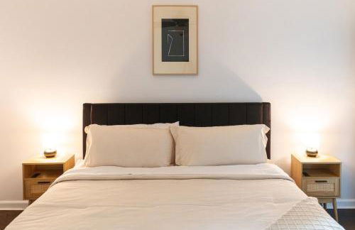 Styled, cozy residential retreat near town center - Foto 8