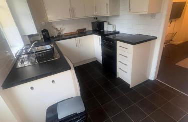 Entire Cosy home in Carlton, Nottingham - Foto 3