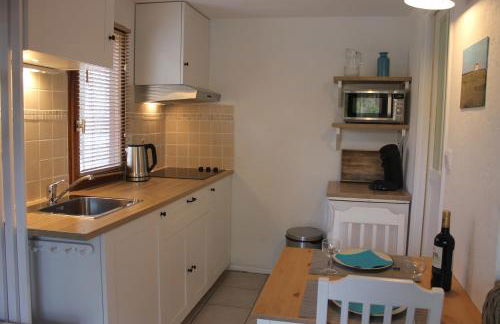 Gruissan Ayguades joli maisonnette 2 personnes, wifi gratuit - Photo 6