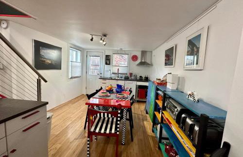 Unique Artsy 2 Bdrm Apt 1.5 mi from Downtown - Foto 13