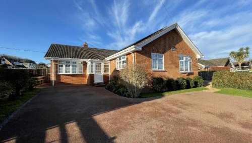 Dassia-Rural Bungalow, Dog Friendly with Hot Tub Near Gurnard - Foto 2