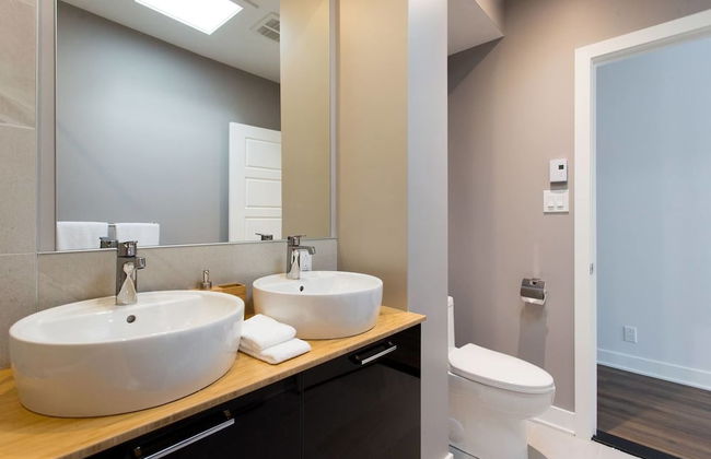 Brand New 3 Bedroom With Rooftop Patio - Foto 55