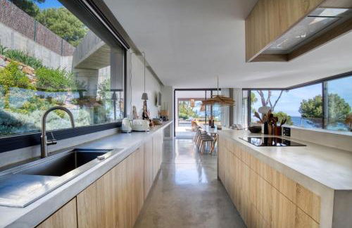 Lujo contemporaneo con vista al mar cerca Sa Riera - Foto 27