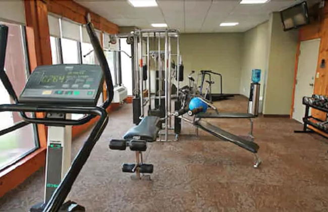 Royal Harbour Resort - Photo 32