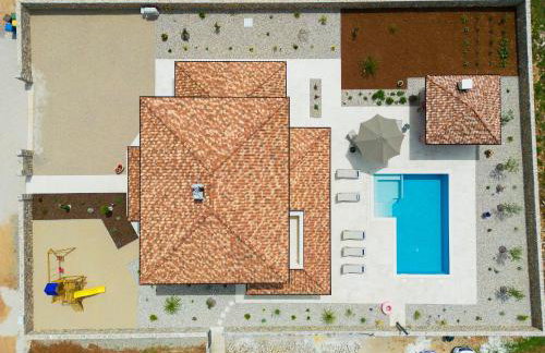 Beautiful Villa Vita Maris with heated pool - Foto 30