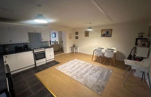 1 bed annex with extra sofa bed ideal for families and business guests - Photo 25