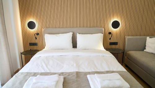 42 Studio 16 - Photo 2