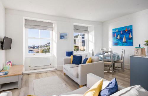 High Tides - Photo 2