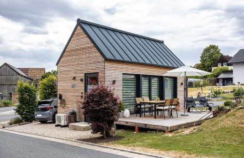 Exklusives Tinyhaus im Grünen - Foto 1