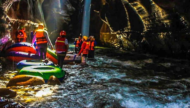 Exploring spectacular caves