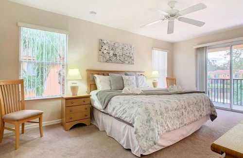 Family Getaway: 4BR Townhome by Old Town - Foto 19