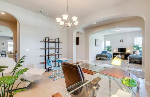 Beautiful Bakersfield Home about 8 Mi to Downtown! - Photo 9