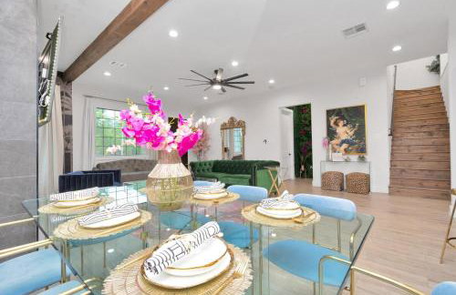 Houston's Downtown Bloom House - Spacious Floral Escape for Groups - Foto 21