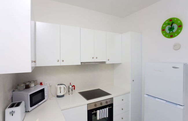 Limassol on the Beach Apartment - Foto 12