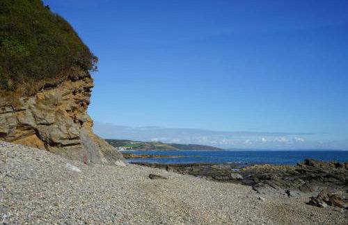The Cottage - Sea Views, Direct Access to Beach, Pet Friendly - Foto 24