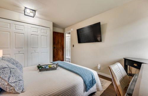 2 Mi to CU Boulder Mtn-View Condo with Pool Access - Photo 15