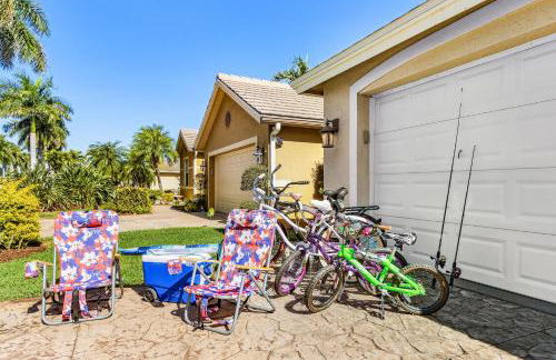 Lazy days and lake views. Beautiful Naples pool home - Foto 4