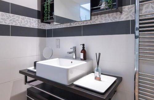 The Old Mill, Deluxe holiday home with a view - Foto 41