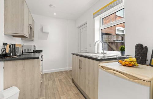 Cozy Self-Contained Suite with Own Entrance - Foto 28