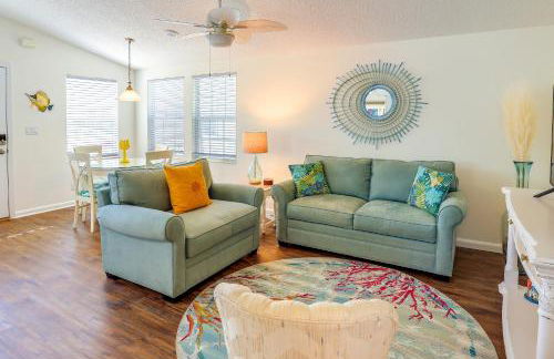 Pool Access, Walk to Beach! Cozy Jensen Beach Home - Photo 6