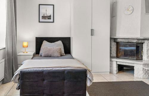 Modern House "Brick Lane" with Terrace and Wintergarden - LOFTIGO - Photo 64