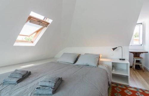 Beautiful Apartment with View of the Tagus River - Photo 11