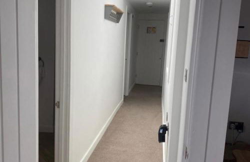 Central Tenby 3 Bed Apt Sleeps 6 to 8 Dog Friendly - Foto 16