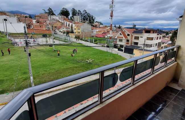 Apartamento 3 habitaciones y parqueo - Foto 1