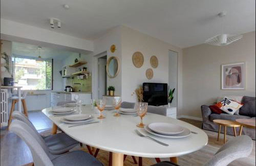 LE SMILE - 3 bedrooms - 8pers - Parking - Centre Gare - Foto 16