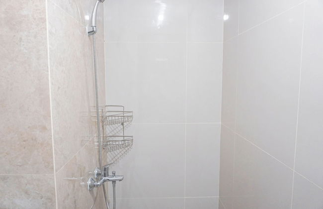 Comfy And Homey 2Br Transpark Cibubur Apartment - Foto 14