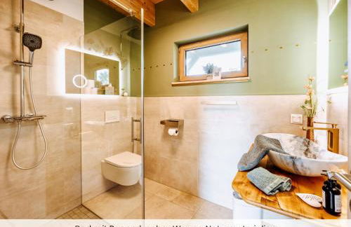 Schäfers - Ihr Wohlfühlort - Hochwertige Ausstattung, Naturgrundstück mit Bachlauf, Terrassen, WLAN, Parken - an 2 Seen bei Leipzig - Foto 49