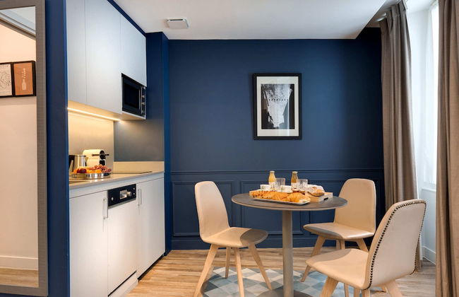 Serotel Suites - Photo 13