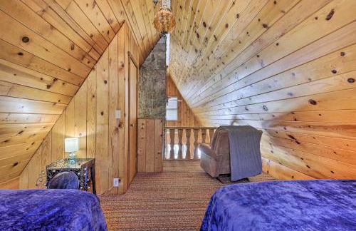 A-Frame Cabin with Private Boat Dock! - Foto 26