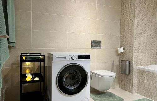 McRamé Design Apt Sea View, Beachfront, Swimming Pool, 2BDR, 2BAR, 6 pax, Praia da Rocha - Foto 14