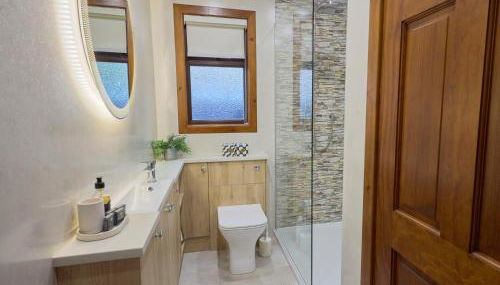 Luxury Wood Lodge with sauna, log burner & private woodland garden - Wnion Wood Lodge - Foto 5, Shower