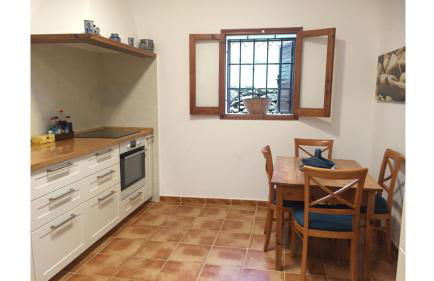 Can Tunicu has amazing sea views and is located in a quiet area near to San Antonio - Foto 11