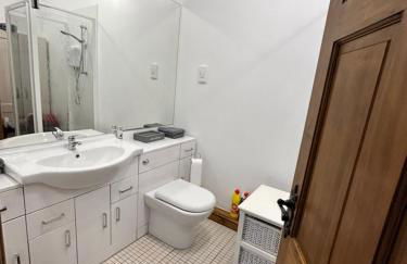 Holmleigh Annexe - Photo 12