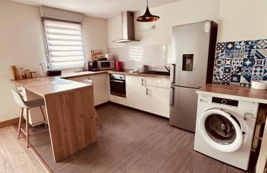 Cocon Urbain - avec parking privé gratuit - Foto 5