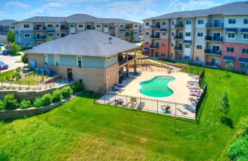 Exclusive, Pool, Massage Chair, Jordan Creek - Foto 32