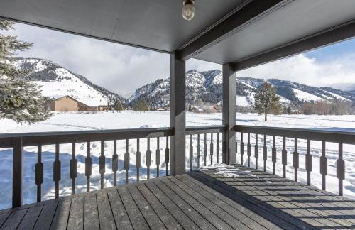 Cedar Creek Chalet - Snowmobilers Dream - Hot tub - Foto 24
