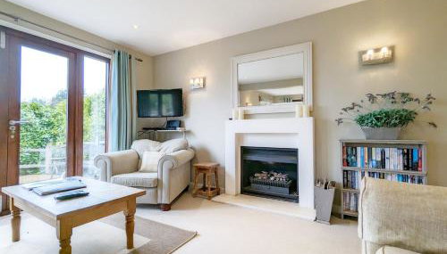 Long Meadow - Photo 2