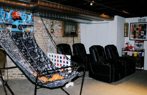 Top 1 Rated 4BR Lincoln Park House - King Bed - Photo 47