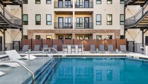 Chic Music Row Condo Rooftop Deck with City View Gym Office and More - Foto 2