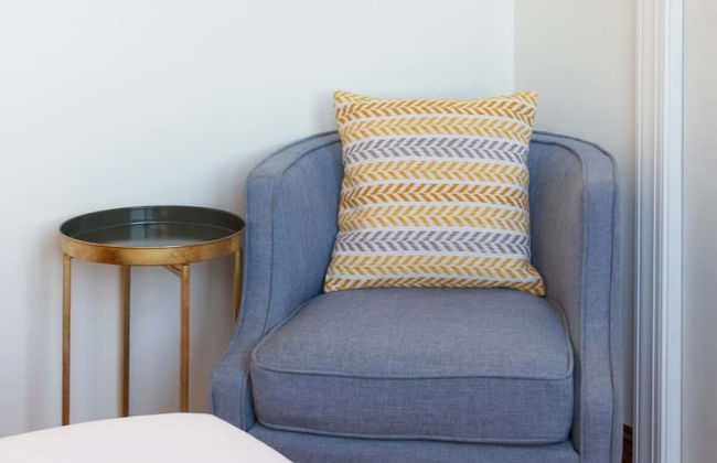 Sosuite 2BR Penthouse w W D Gym On-site Bar - Foto 19