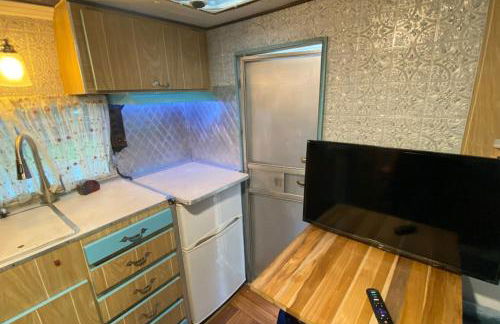 1969 Shasta Camper Cottage Durham NC - Foto 4