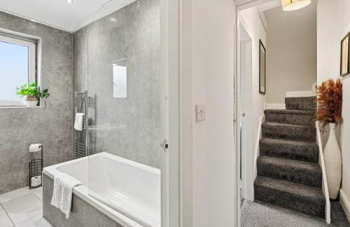 Stunning 3B Home, ideal for leisure & contractors - Foto 18
