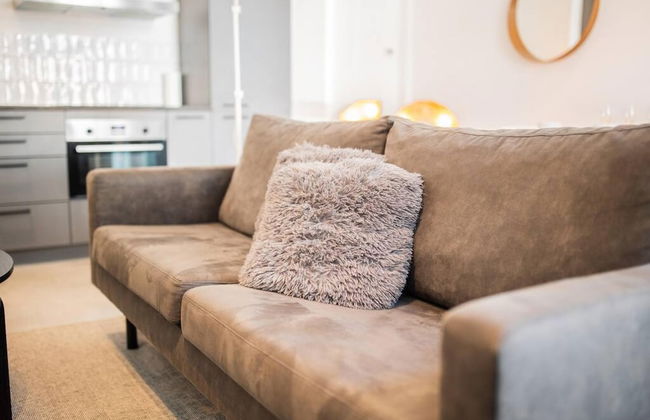 Alphabet 2 BR Serviced Apartments -lh- - Photo 16