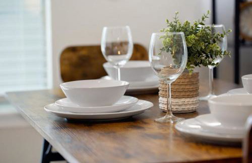 ATX Retreat Close to UT, DT & Lady Bird Lake - Photo 6